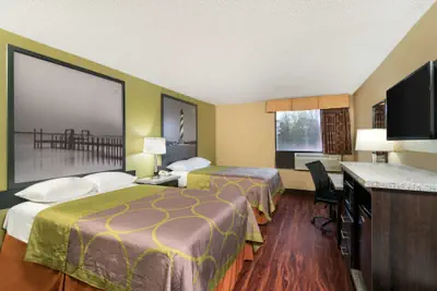 Photo 2 - Super 8 by Wyndham Raleigh North East