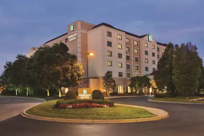 Photo 2 - Embassy Suites Louisville East