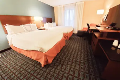 Photo 5 - Fairfield Inn & Suites by Marriott Cleveland Avon