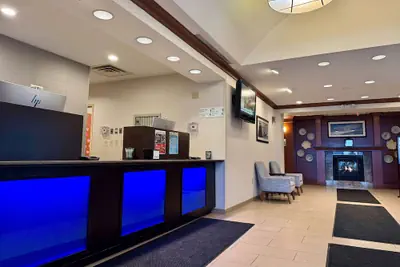 Photo 2 - Wyndham Garden Erie