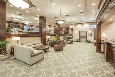 Photo 2 - The Elms Hotel