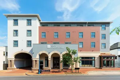 Photo 2 - Hilton Garden Inn Annapolis Downtown
