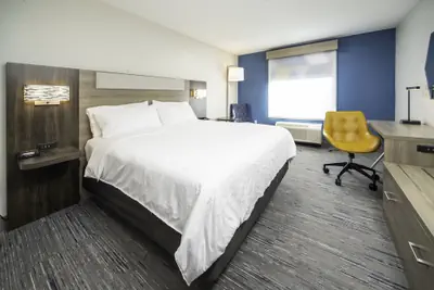 Photo 2 - Holiday Inn Express Hotel & Suites Atlanta Johns Creek by IHG
