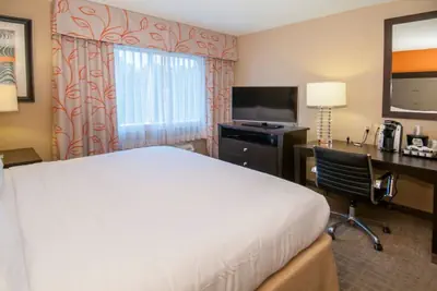Photo 3 - Holiday Inn Hotel & Suites Slidell by IHG