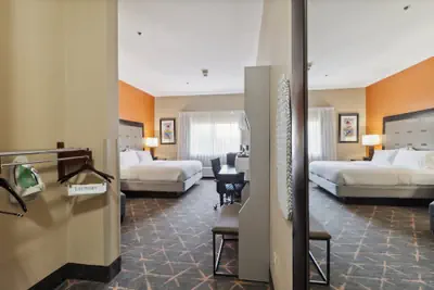 Photo 5 - Holiday Inn Hotel & Suites Slidell by IHG