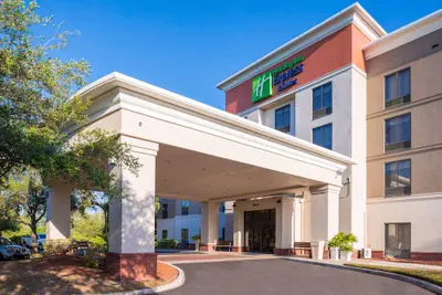 Photo 2 - Holiday Inn Express Hotel & Suites Tampa-Anderson Rd/Veteran by IHG