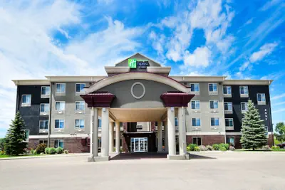 Photo 2 - Holiday Inn Express Hotel & Suites Grand Forks by IHG