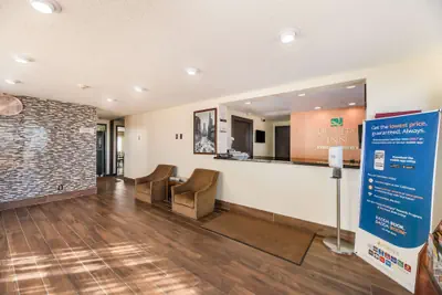 Photo 3 - Quality Inn Clovis