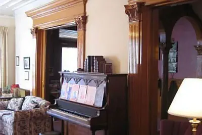 Photo 4 - Olde Judge Mansion