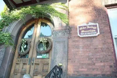 Photo 2 - Olde Judge Mansion