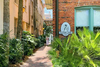 Photo 2 - Fulton Lane Inn