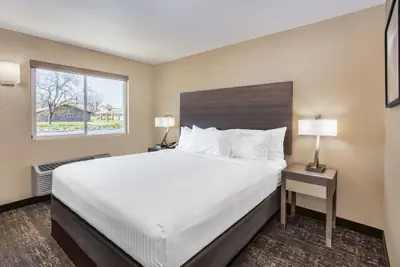 Photo 5 - Days Inn by Wyndham Merced / Yosemite Area