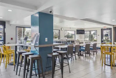 Photo 4 - Days Inn by Wyndham Merced / Yosemite Area