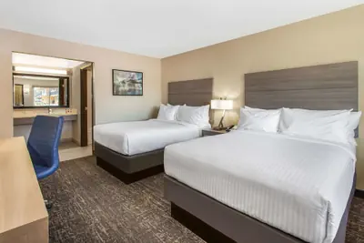 Photo 2 - Days Inn by Wyndham Merced / Yosemite Area