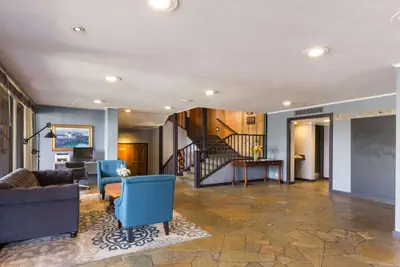 Photo 3 - Red Lion Hotel Monterey