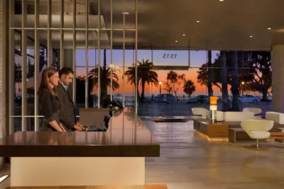 Photo 3 - Shore Hotel