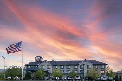 Photo 2 - Best Western Plus Ellensburg Hotel