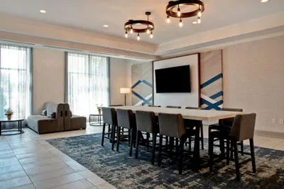 Photo 2 - Hilton Garden Inn Kansas City