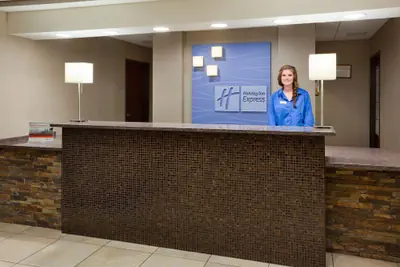 Photo 3 - Holiday Inn Express & Suites Aberdeen by IHG