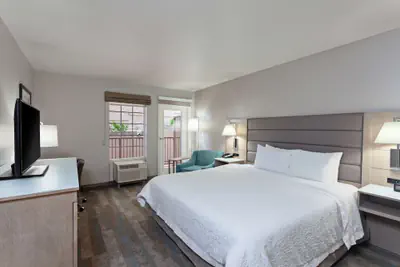 Photo 5 - Hampton Inn & Suites Hermosa Beach