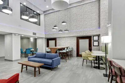 Photo 5 - Hampton Inn Houston-Pearland