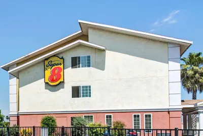Photo 2 - Super 8 by Wyndham Sacramento/Florin Rd