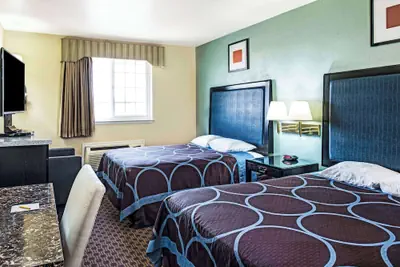 Photo 5 - Super 8 by Wyndham Sacramento/Florin Rd