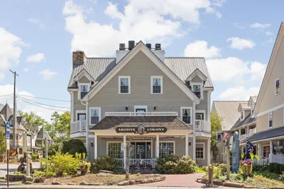 Photo 2 - Artists Colony Inn