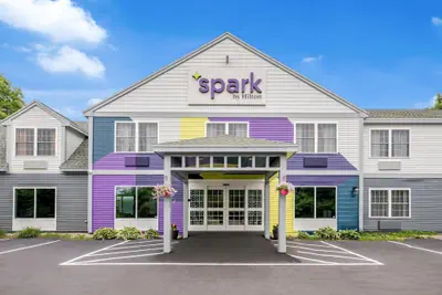 Photo 2 - Spark by Hilton Freeport