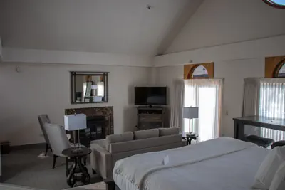 Photo 4 - Lone Tree Golf Club And Hotel
