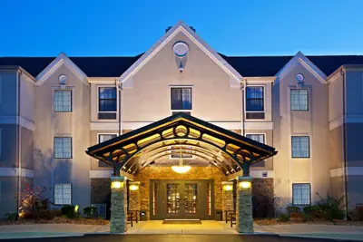 Photo 2 - Staybridge Suites South Springfield by IHG