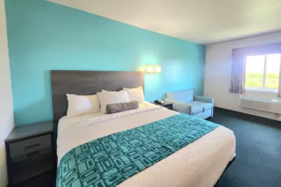 Photo 5 - Howard Johnson by Wyndham Galveston