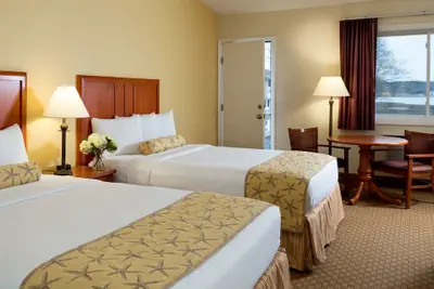 Photo 5 - Bayside Resort Hotel
