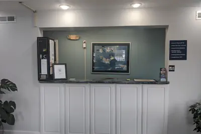 Photo 4 - Key West Inn - Childersburg