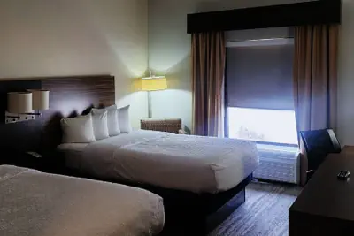 Photo 5 - Baymont by Wyndham Midland TX