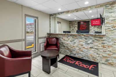 Photo 3 - Red Roof Inn Ames
