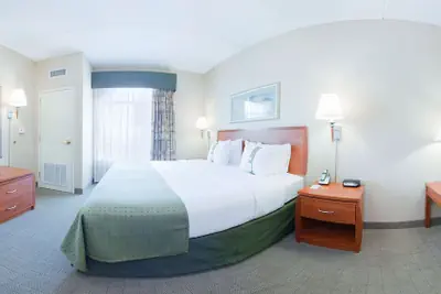 Photo 4 - Holiday Inn & Suites Goodyear - West Phoenix Area by IHG
