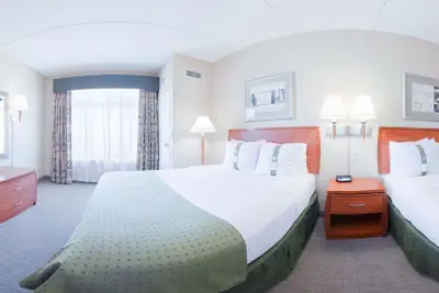 Photo 5 - Holiday Inn & Suites Goodyear - West Phoenix Area by IHG