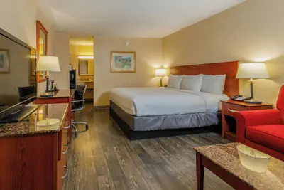 Photo 5 - Northwest Inn