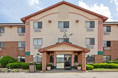 Photo 2 - OYO Hotel Portage I-94