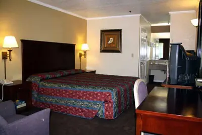 Photo 5 - Executive Inn and Suites