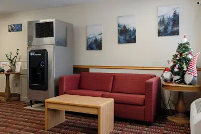 Photo 3 - Magnuson Hotel Ironwood