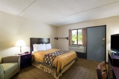 Photo 4 - Super 8 by Wyndham White River Junction