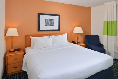 Photo 3 - Fairfield Inn & Suites Charleston North/University Area
