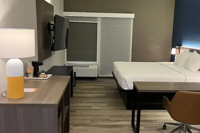 Photo 5 - Comfort Suites Clearwater - Dunedin