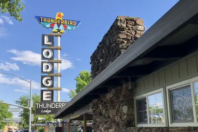 Photo 2 - Thunderbird Lodge