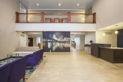 Photo 4 - La Quinta Inn by Wyndham Richmond South