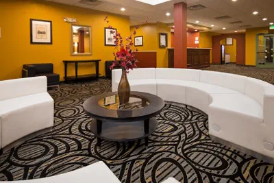 Photo 3 - Best Western The Inn At The Fairgrounds