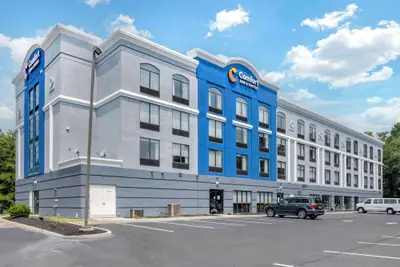 Photo 2 - Comfort Inn & Suites Voorhees/Mt. Laurel
