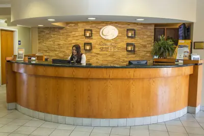 Photo 5 - Comfort Suites Visalia Convention Center